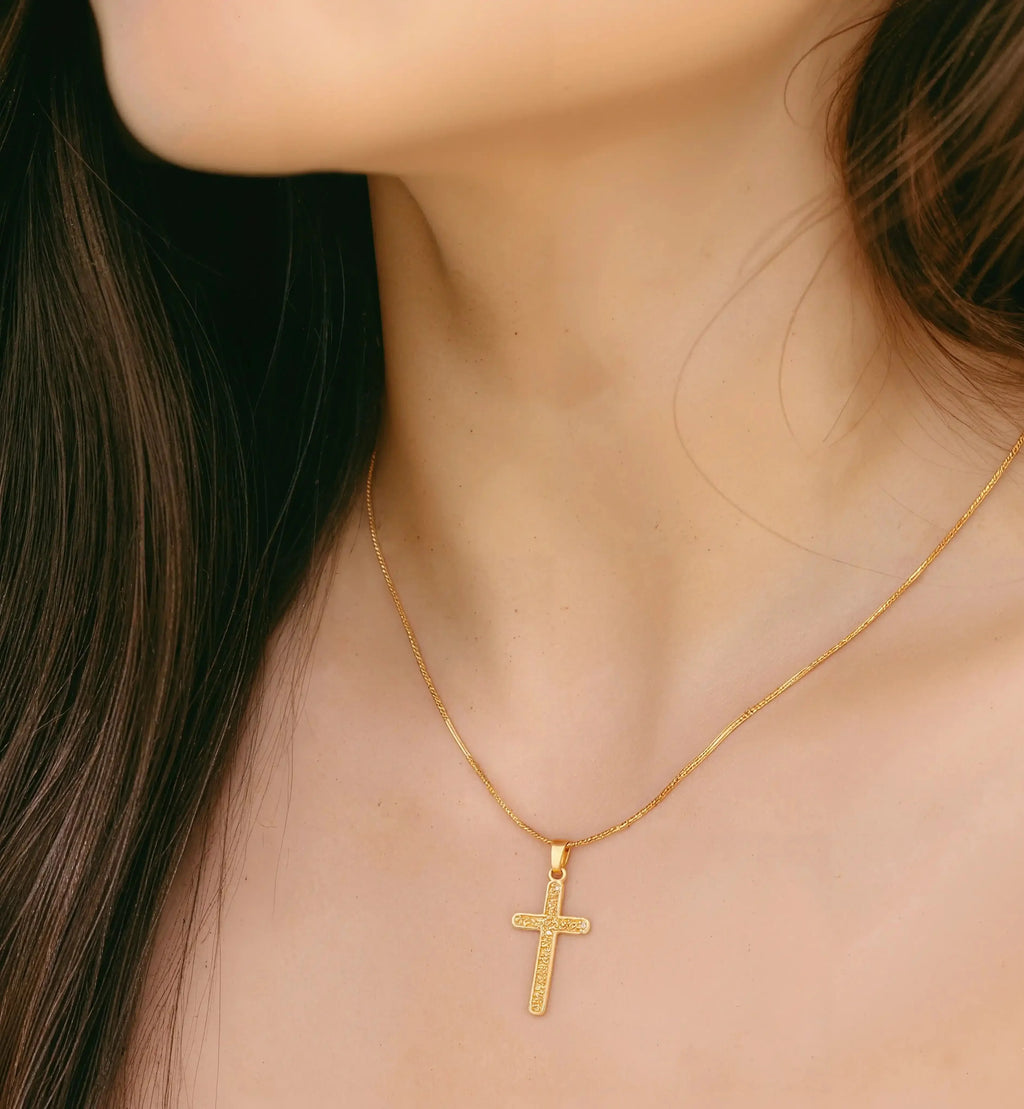 Lumière Cross Pendant